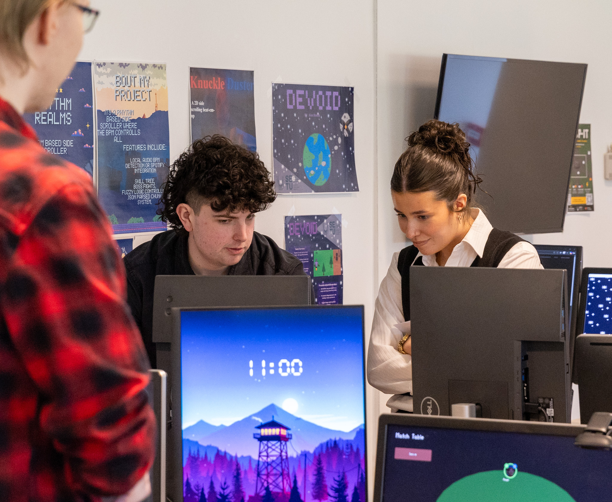 students connecting directly with industry professionals and potential employers