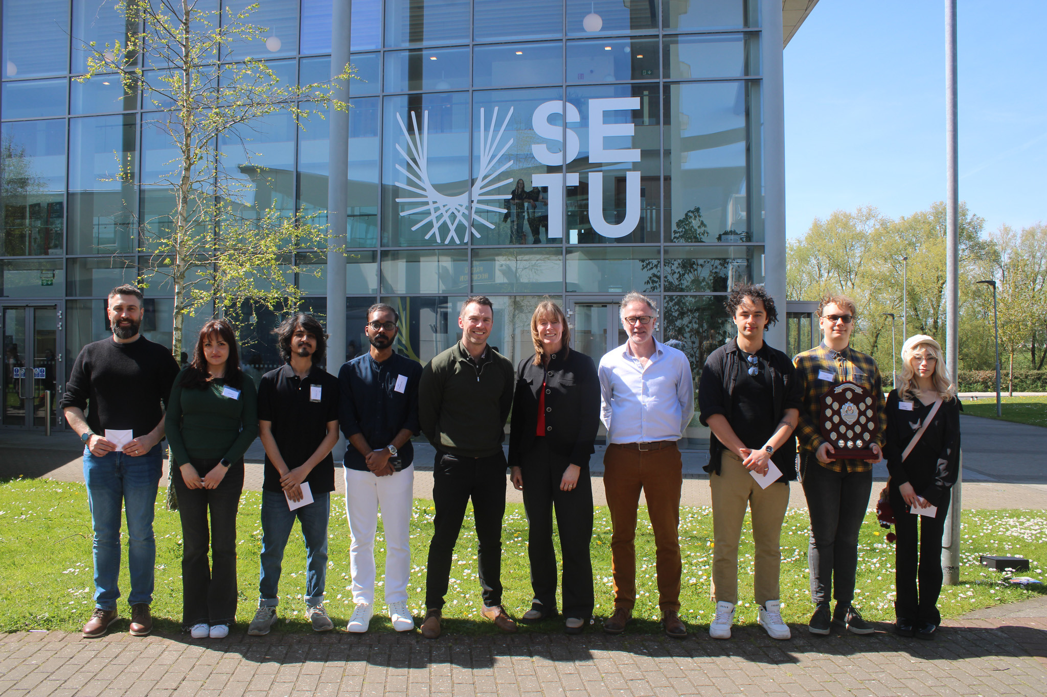 Dr Paula Rankin, Head (Carlow) Faculty of Science, Faculty of Health Sciences, Nigel Whyte, Head of Department of Computing, and Simon Walshe, Netwatch, are pictured with award-winning students at the SETU Computing Showcase