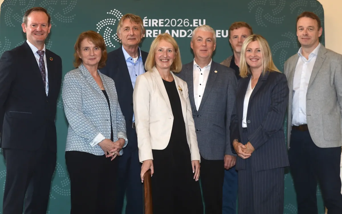 L-R: From SETU, David Ryan, Associate Vice President for Sustainability; Kathryn Kiely, Vice President for External Affairs; Jurgen Bauer, Lecturer; Ken Thomas, Head (Waterford) of Faculty of Engineering and Built Environment; Karl Haslam, Glassworks Business Development Manager; Niamh Nolan, External Affairs; and Dr Robin Stubbs, Lecturer.